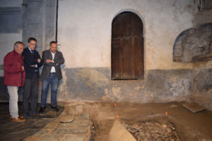 Visita excavaciones San Pedro de Montes