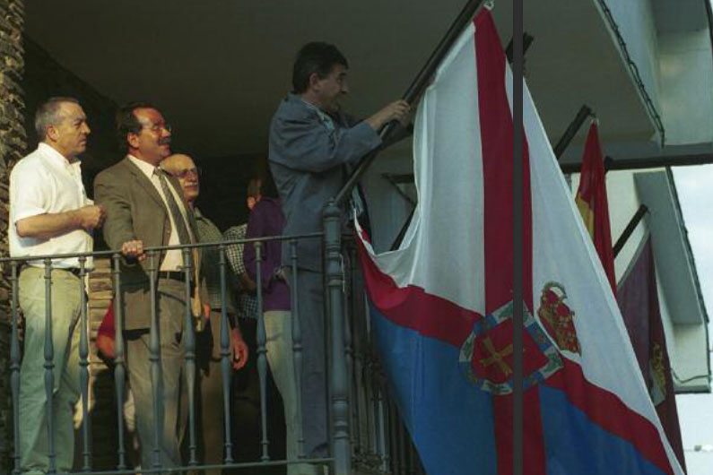 20 aniversario del primer izado de la bandera de El Bierzo